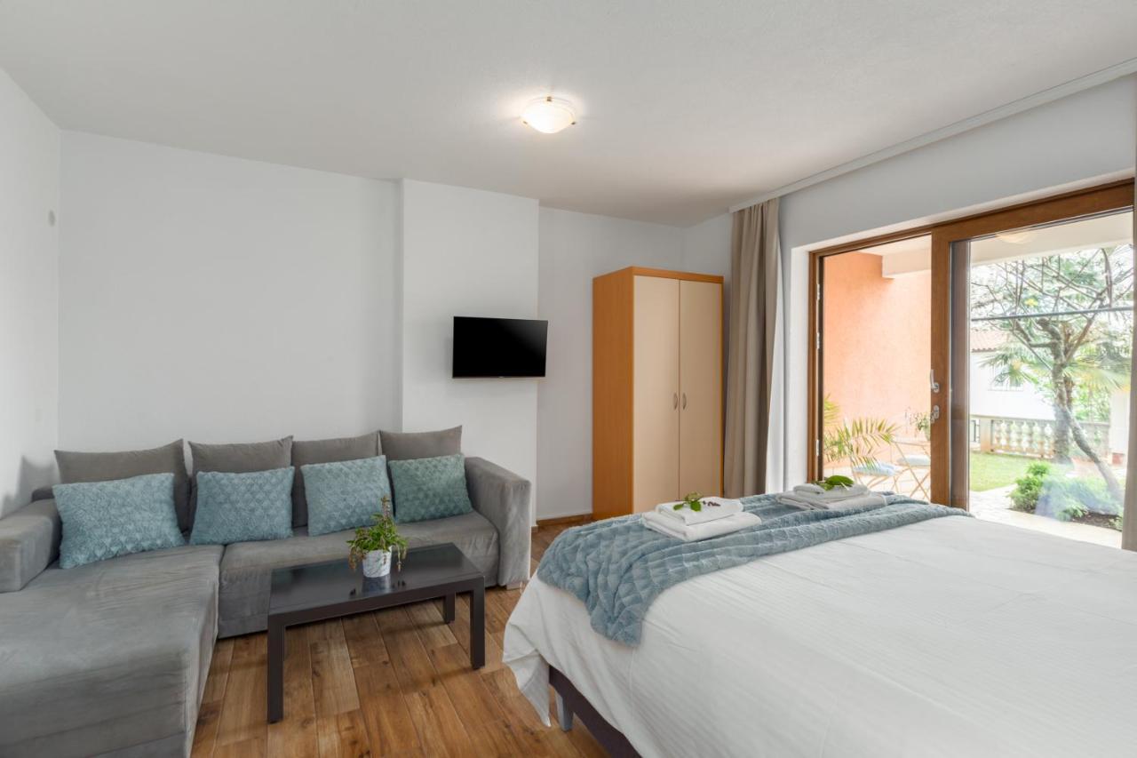 Apartments Zomzi بوريتش المظهر الخارجي الصورة