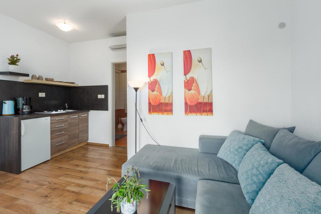 Apartments Zomzi بوريتش المظهر الخارجي الصورة