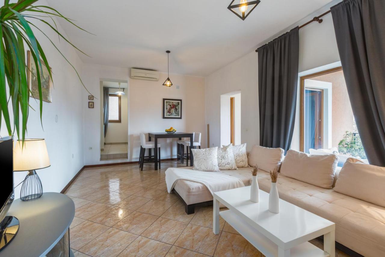 Apartments Zomzi بوريتش المظهر الخارجي الصورة